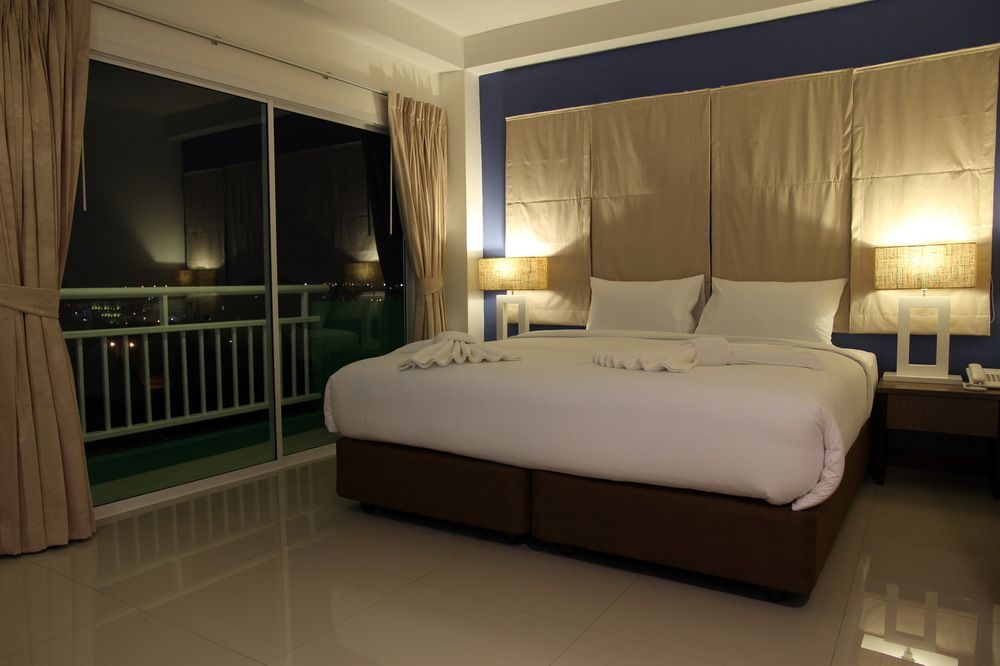 Wiz Hotel фото 43
