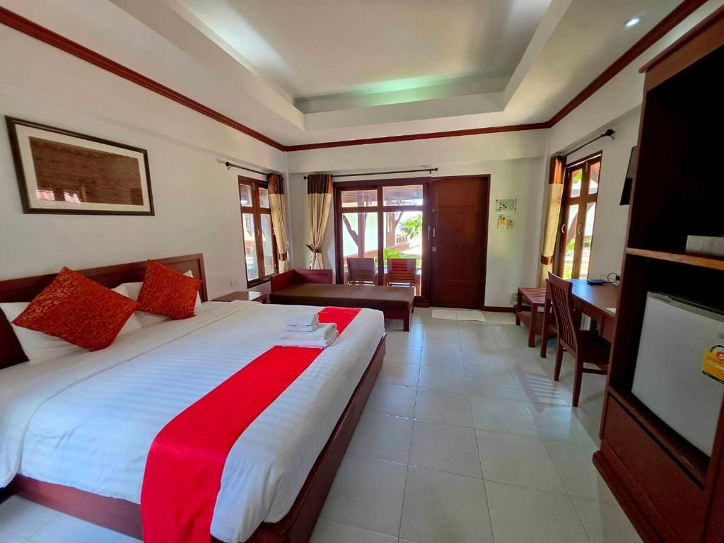 First Bungalow Beach Resort фото 74