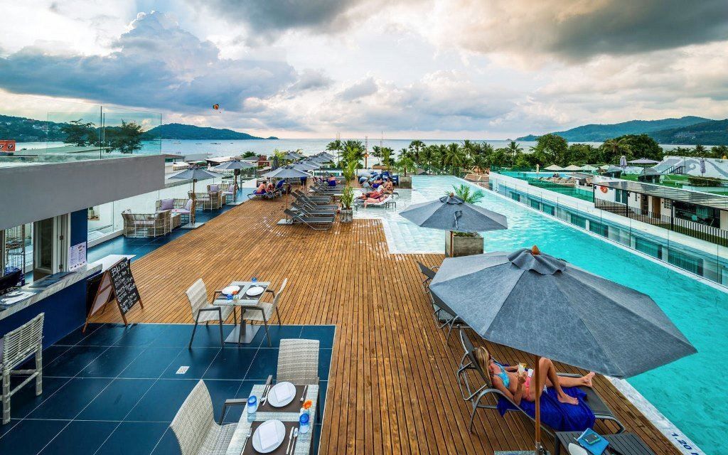 Hotel Clover Patong Phuket фото 2