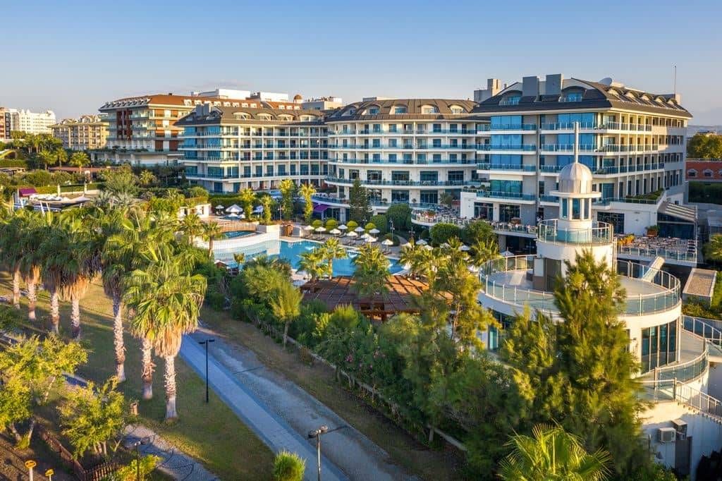 Commodore Elite Suites & Spa (Adults Only) фото 37