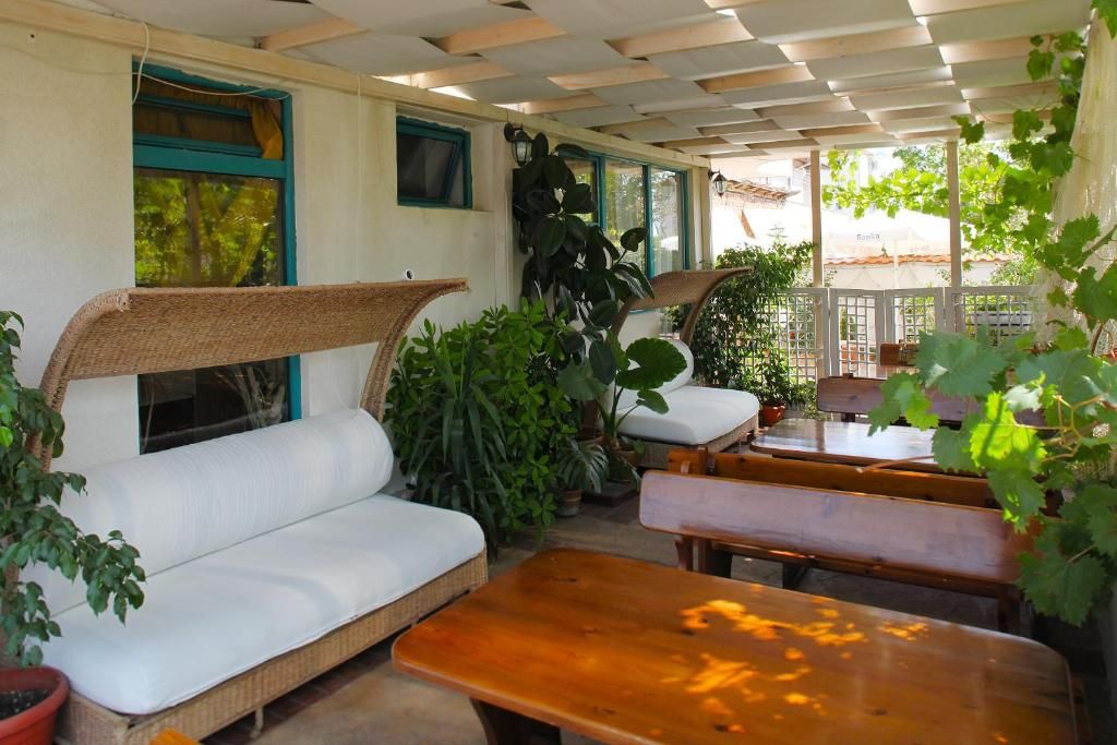 Ravda Bay Guest House фото 3