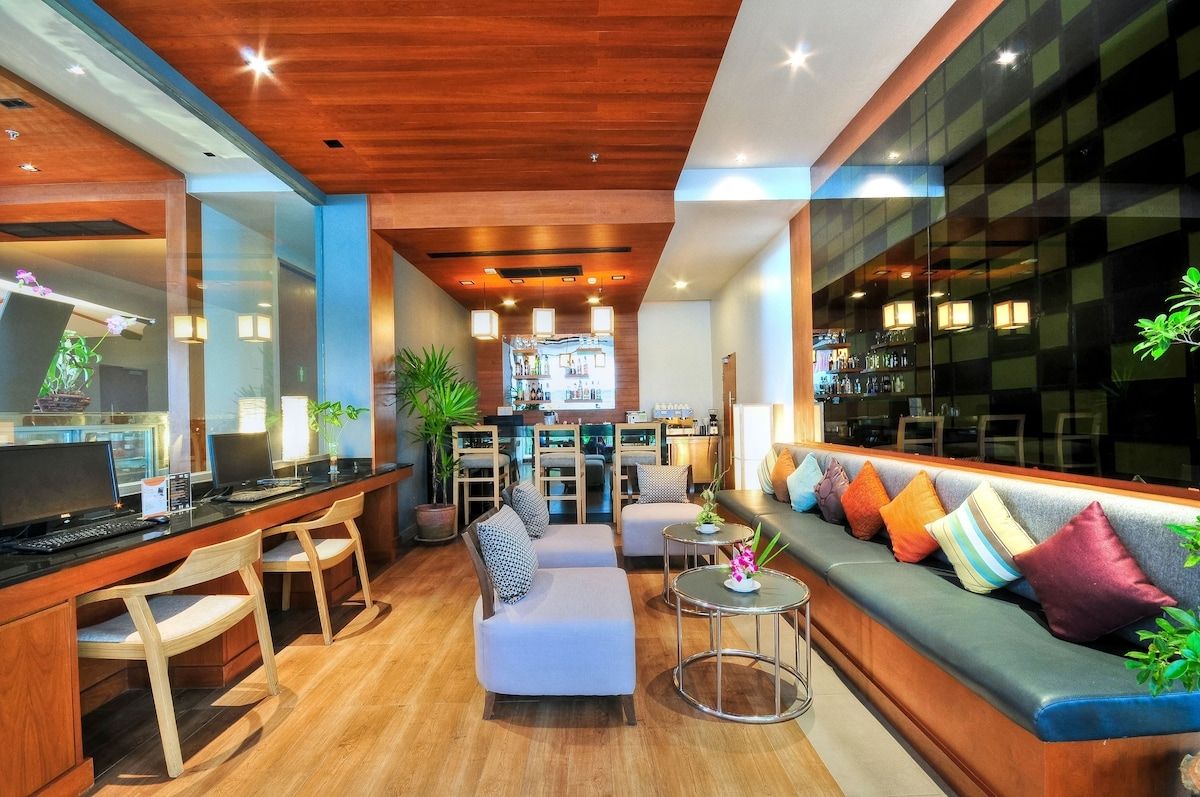 The Ashlee Heights Patong Hotel & Suites фото 7