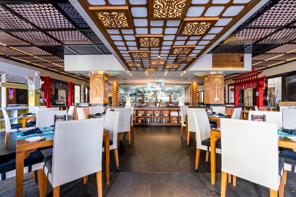 Vouk Hotel & Suites фото 46