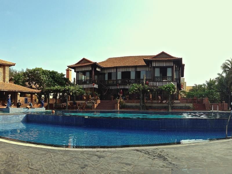 Sandhills Beach Resort & Spa фото 8