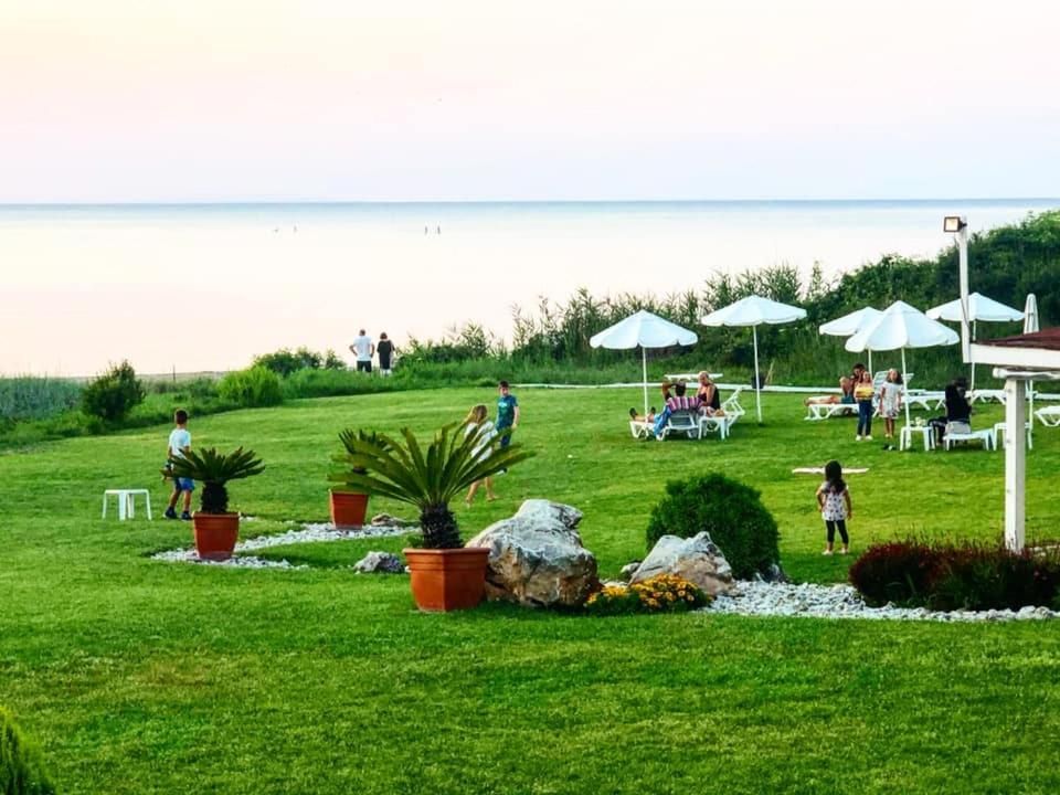 Toma's Residence- All Inclusive фото 7