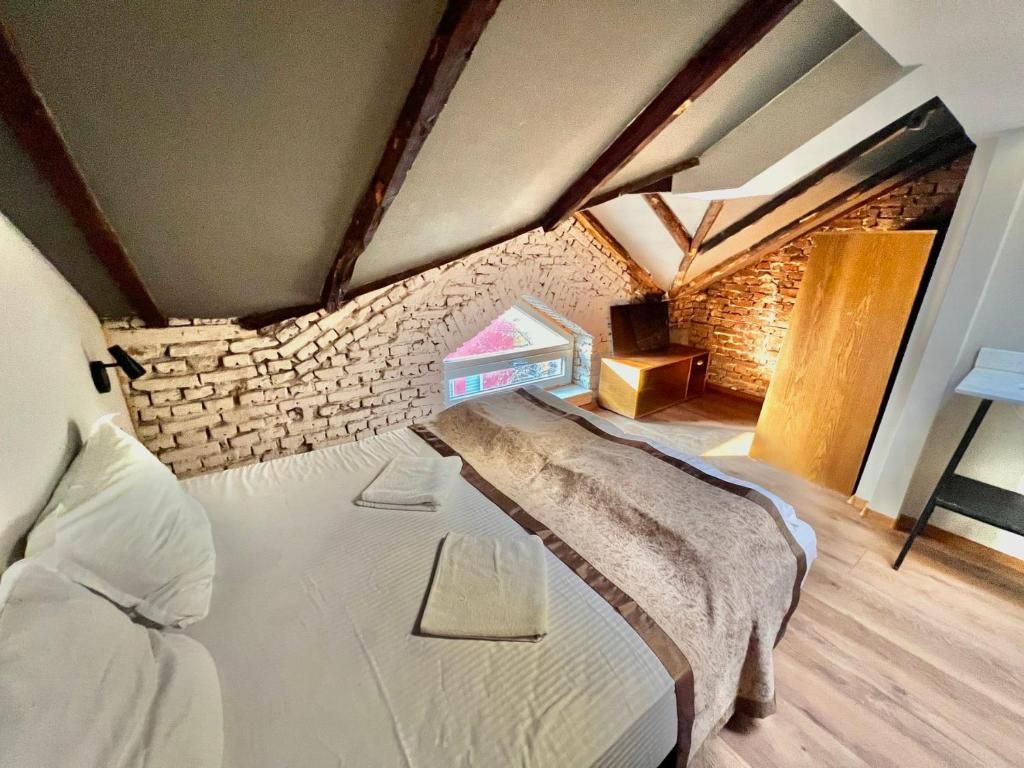 JUST rooms & wine фото 19