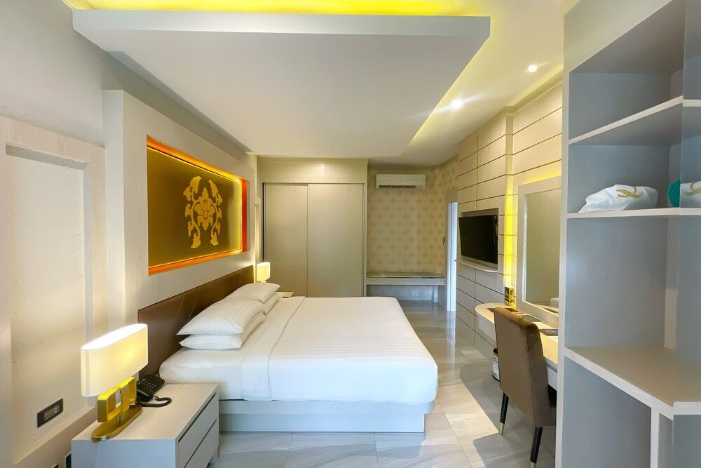 Quality Resort and Spa Patong Beach фото 51