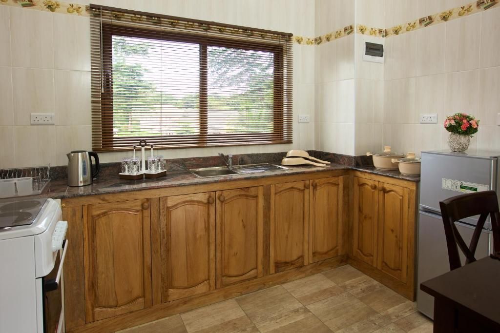 Stone Self Catering Apartment фото 23