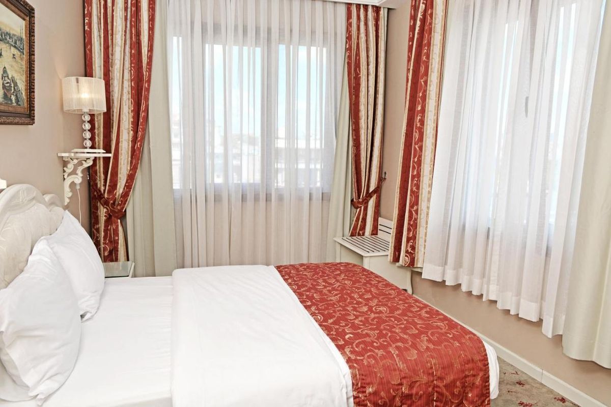 The And Hotel фото 8