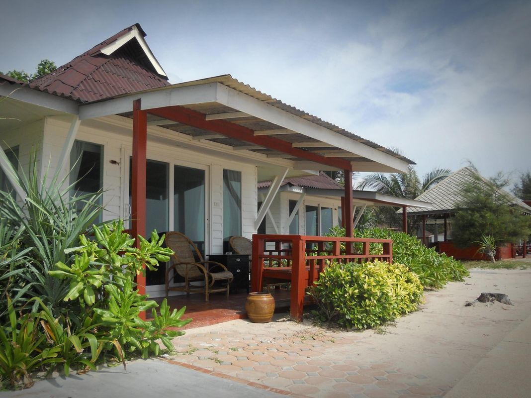 Nakara Long Beach Resort фото 7