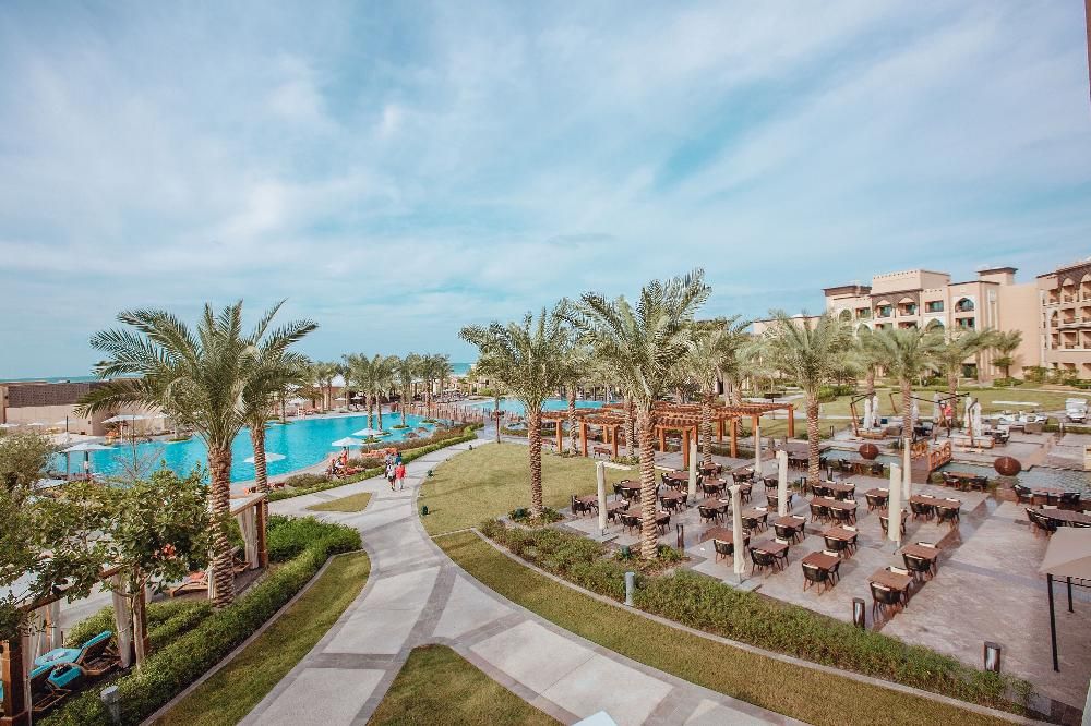 Saadiyat Rotana Resort and Villas фото 41