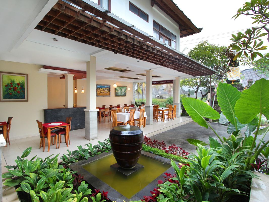 Putri Ayu Cottages фото 26