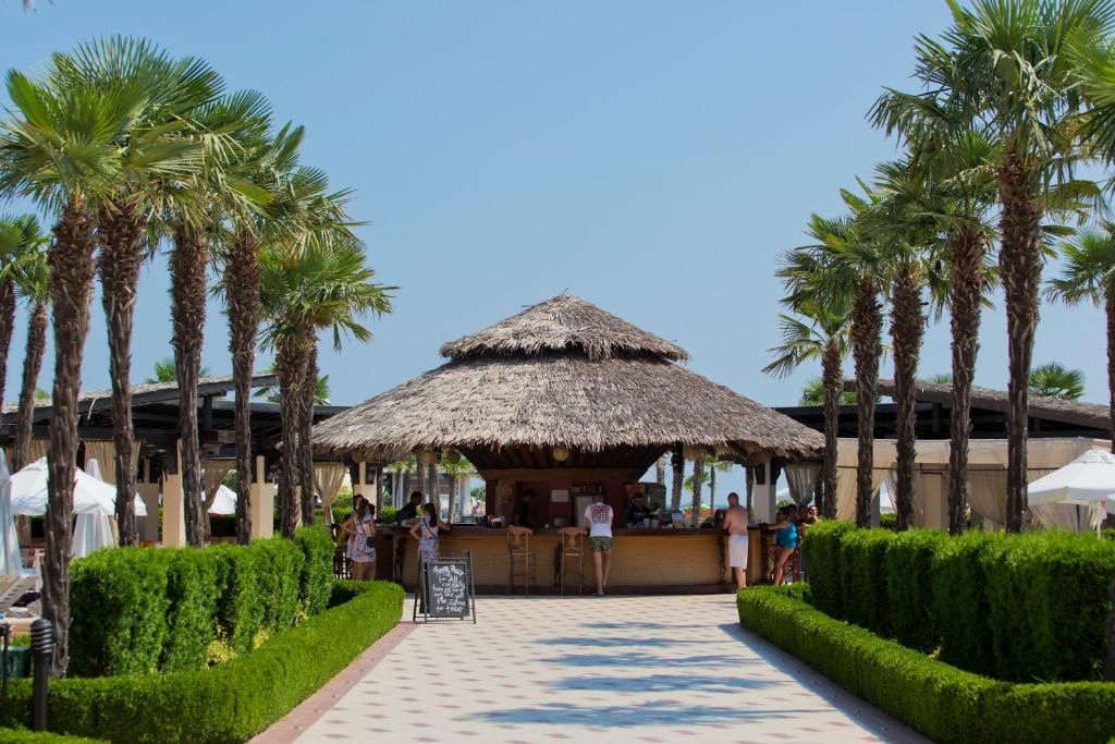 DIT Majestic Beach Resort фото 13