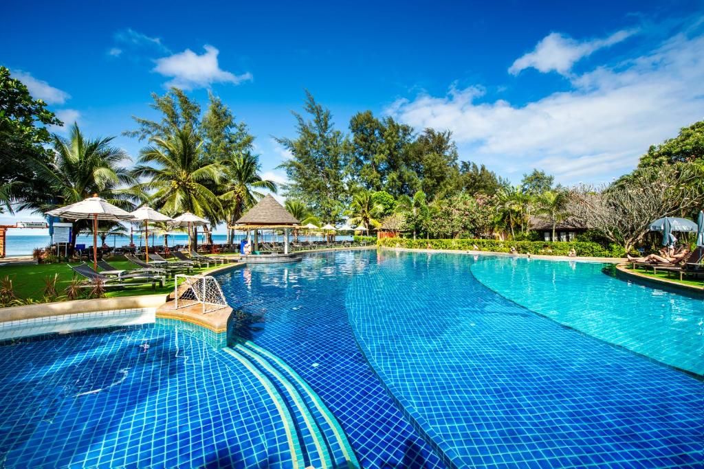 Lanta Cha Da Beach Resort and Spa фото 55