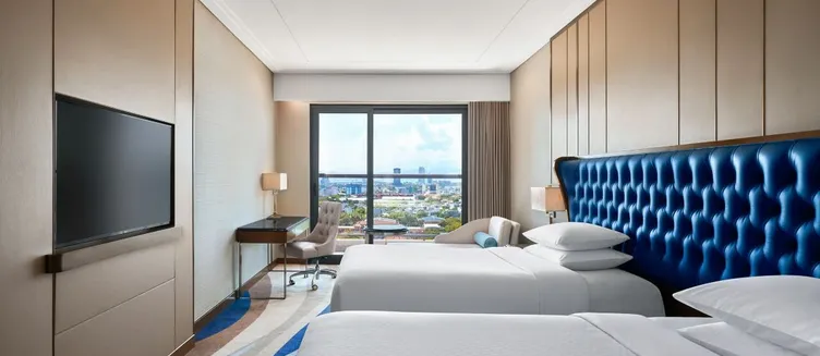 Фото отеля Four Points by Sheraton Danang