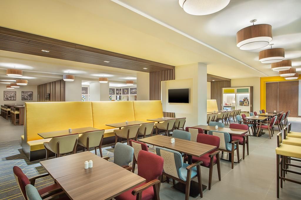 Hampton by Hilton Dubai Airport фото 7