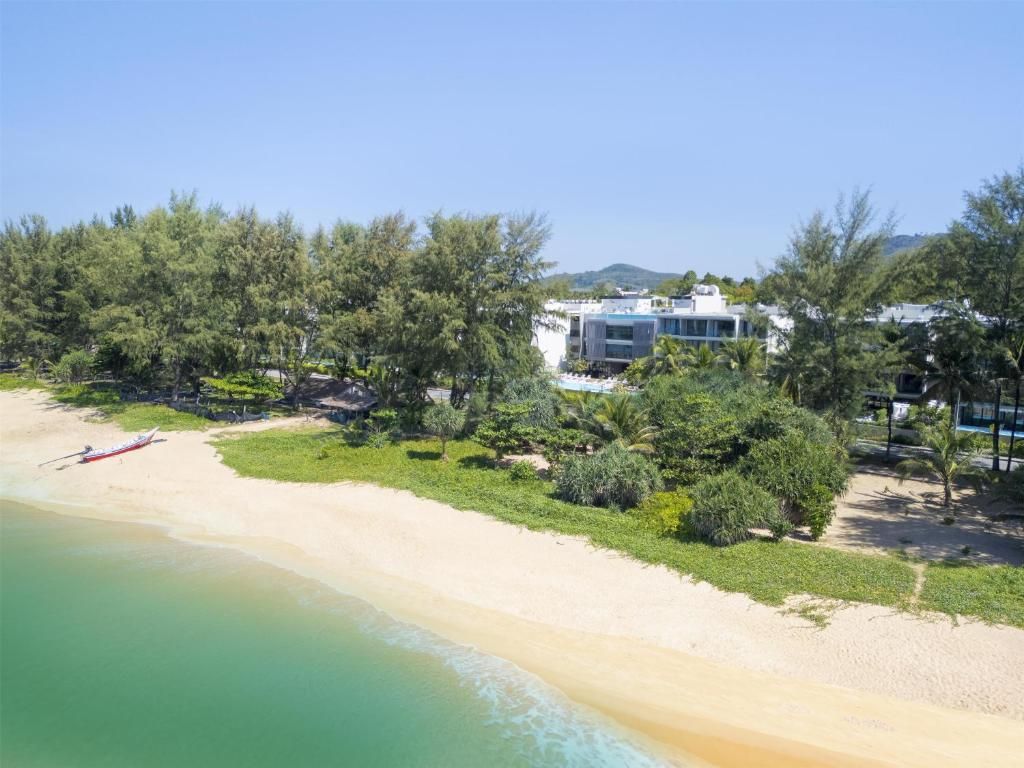 Radisson Blu Resort, Phuket Mai Khao Beach фото 26