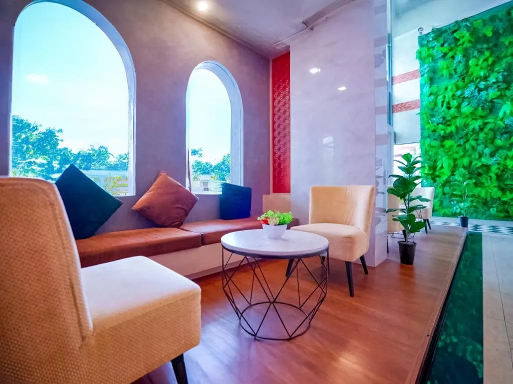 Phoenix Karon Beach Hotel фото 17