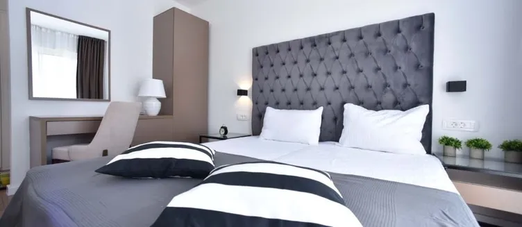 Фото отеля Adrovic 110 Guest House