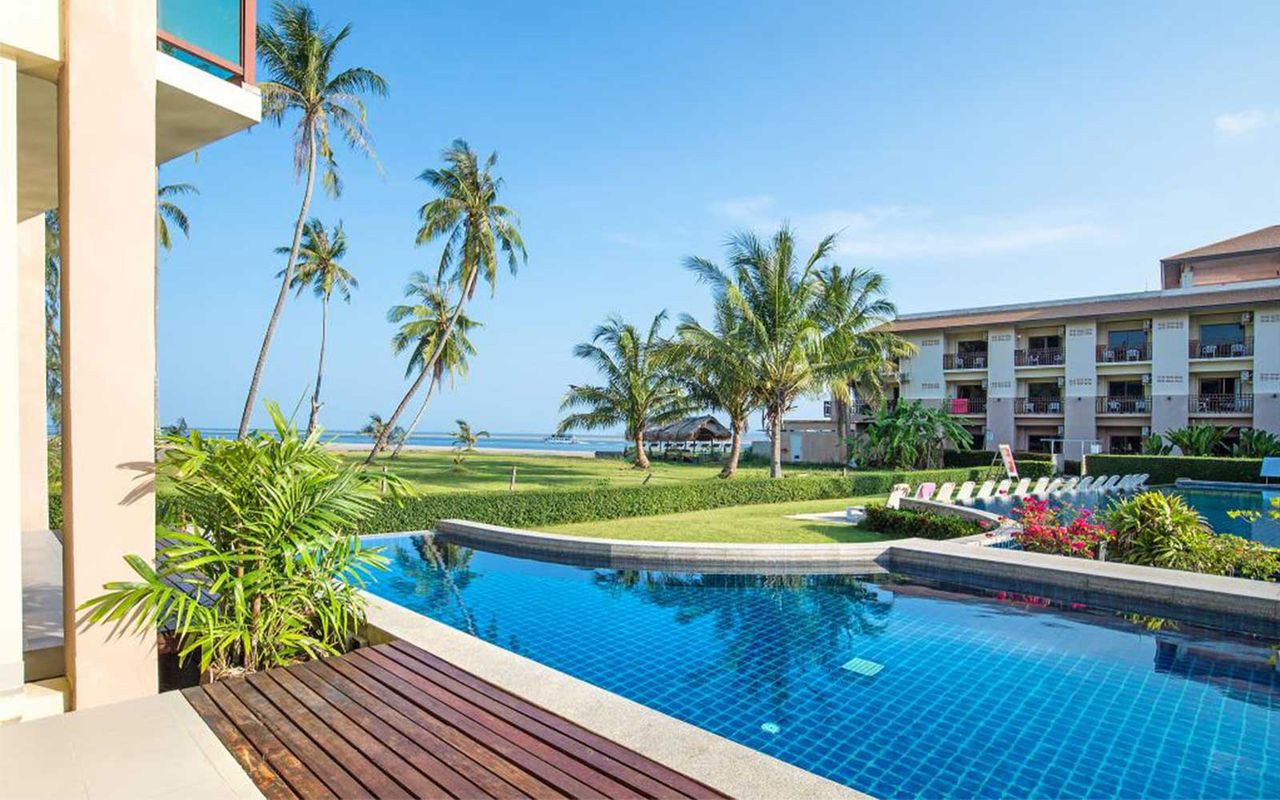 Lanta Pura Beach Resort фото 0