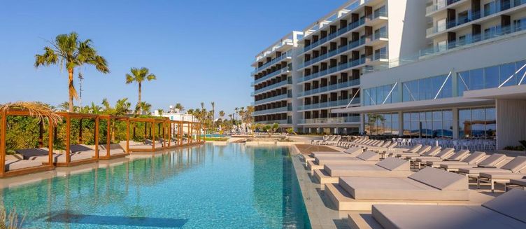 Фото отеля Chrysomare Beach Hotel & Resort