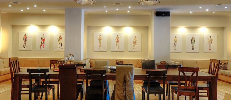 Фото отеля Lvzz Hotel