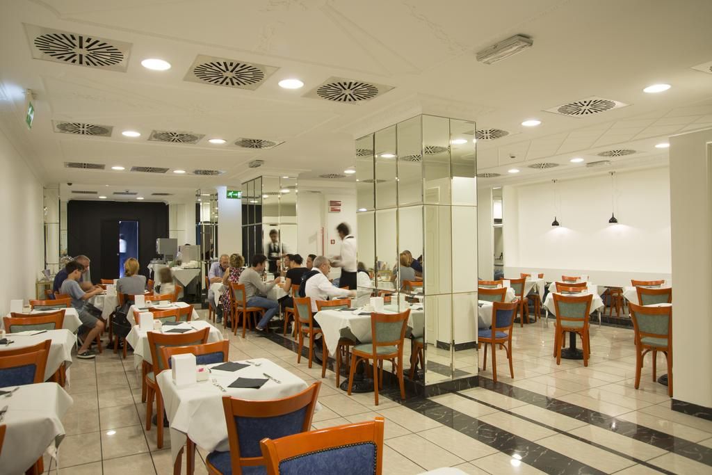IH Hotels Milano Puccini фото 28