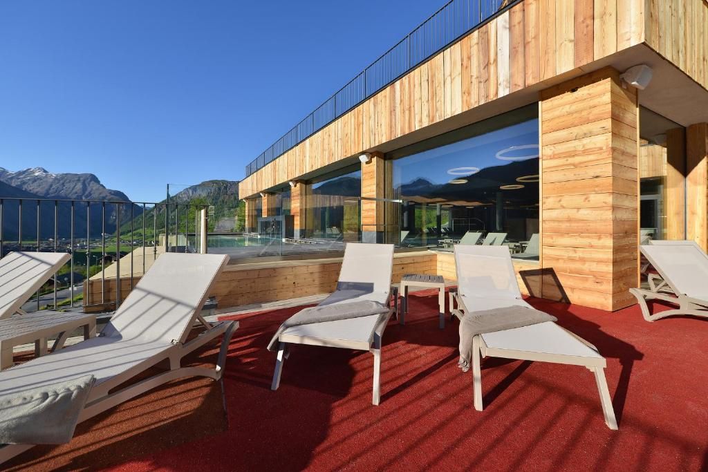 Alpen Village Hotel фото 12
