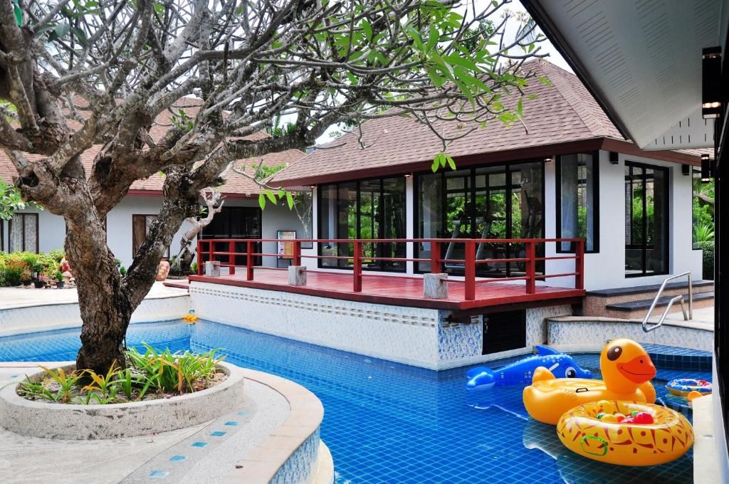 Lanta Sand Resort & Spa фото 49