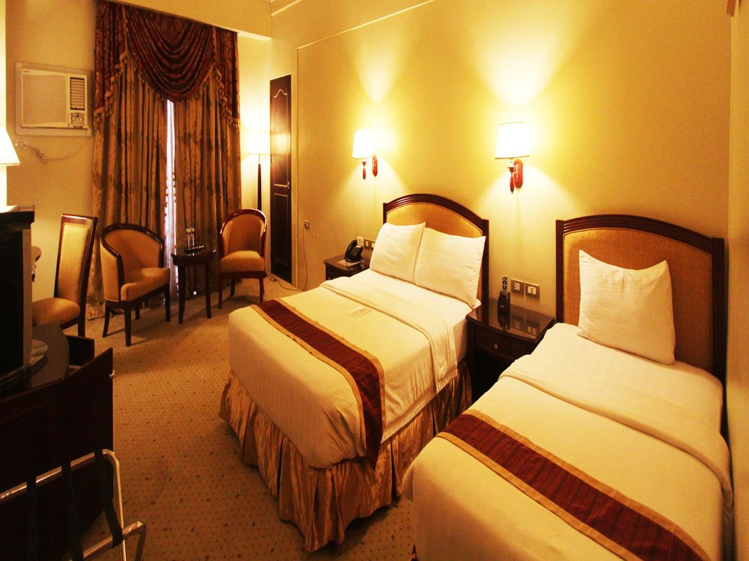 Sarrosa International Hotel and Residential Suites - Multiple Use Hotel фото 23