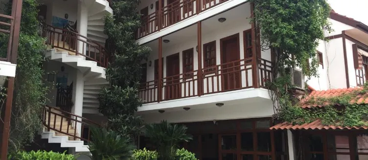 Фото отеля Karyatit Hotel