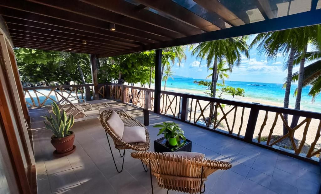 Red Coconut Beach Hotel фото 48