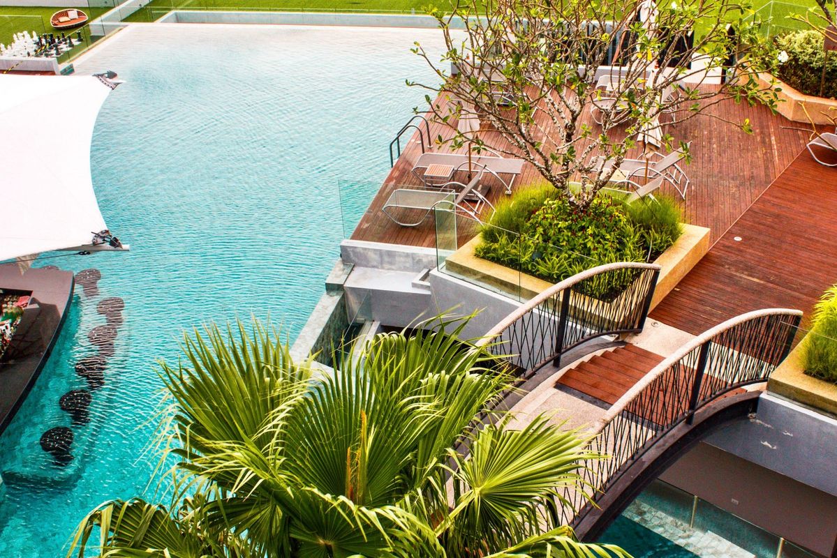 Crest Resort & Pool Villas фото 8