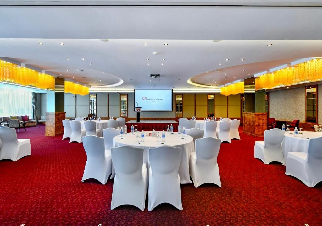 Swiss-Belhotel Seef Bahrain фото 39