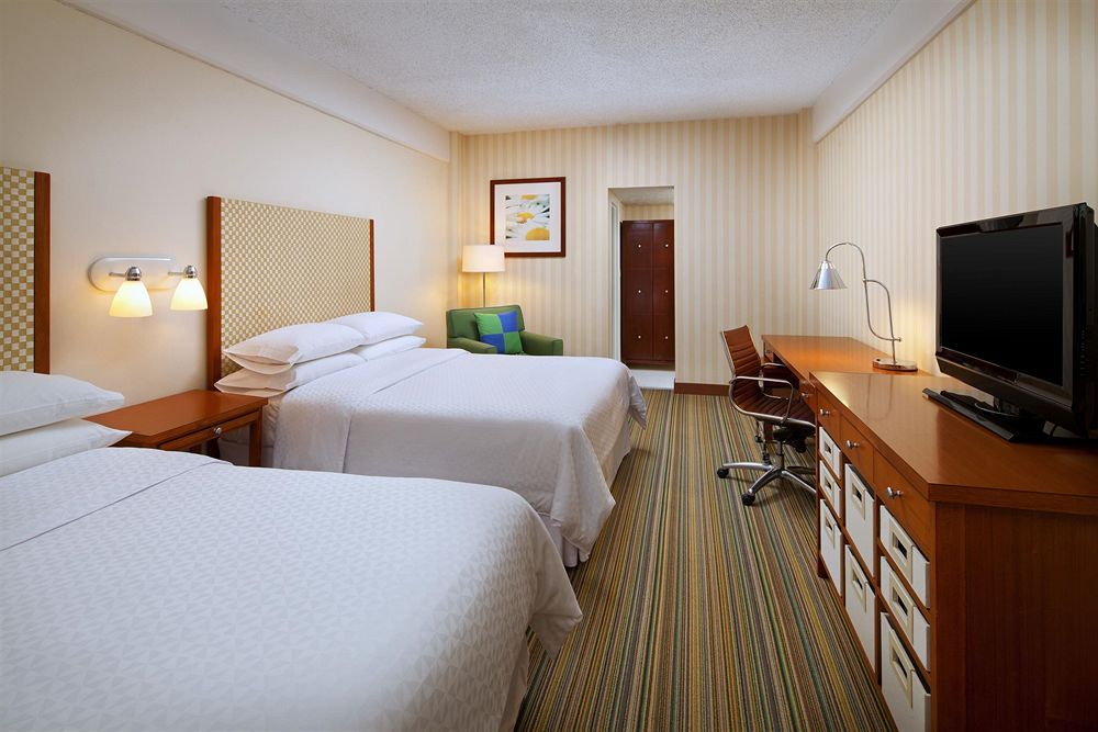 Four Points by Sheraton Los Angeles International Airport фото 55