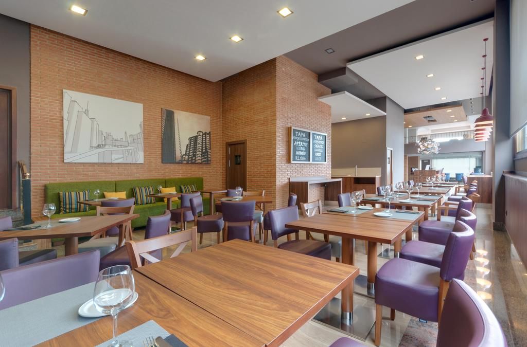 Tryp Vigo Los Galeones Hotel фото 17