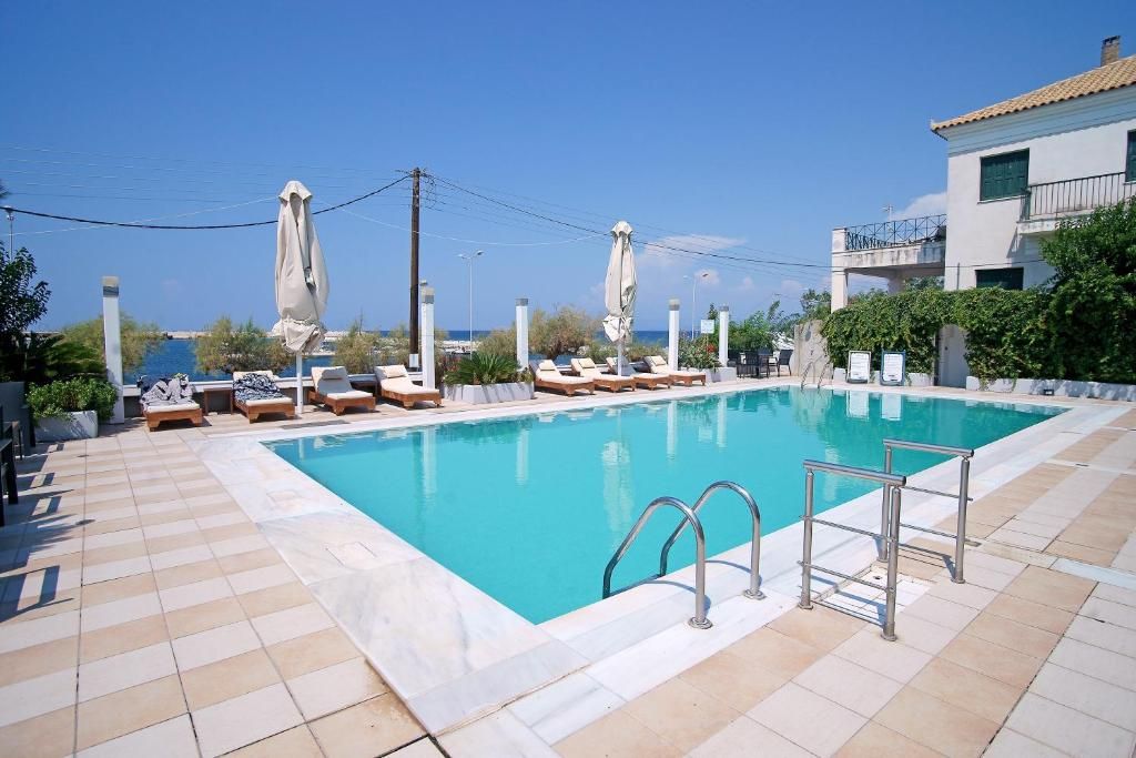 Kyparissia Beach Hotel фото 31