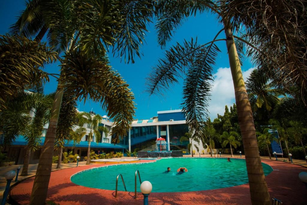 Silver Sands Beach Resort фото 24