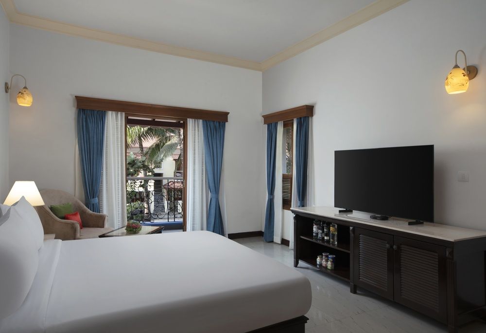 Radisson Blu Resort Goa Cavelossim Beach фото 85