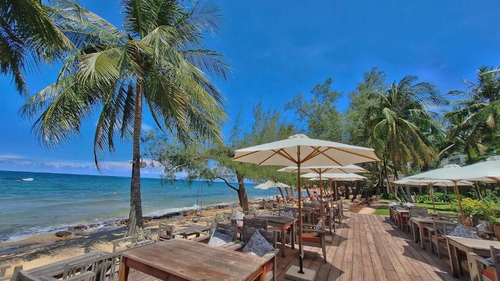 Ancarine Beach Resort фото 15