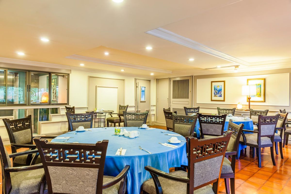 Cholchan Pattaya Beach Resort фото 61