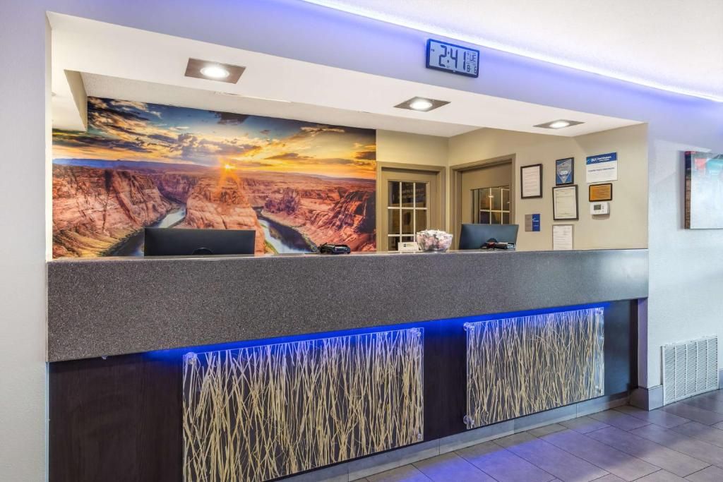Best Western McCarran Inn фото 35