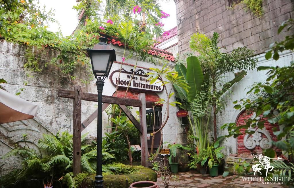 White Knight Hotel Intramuros фото 55