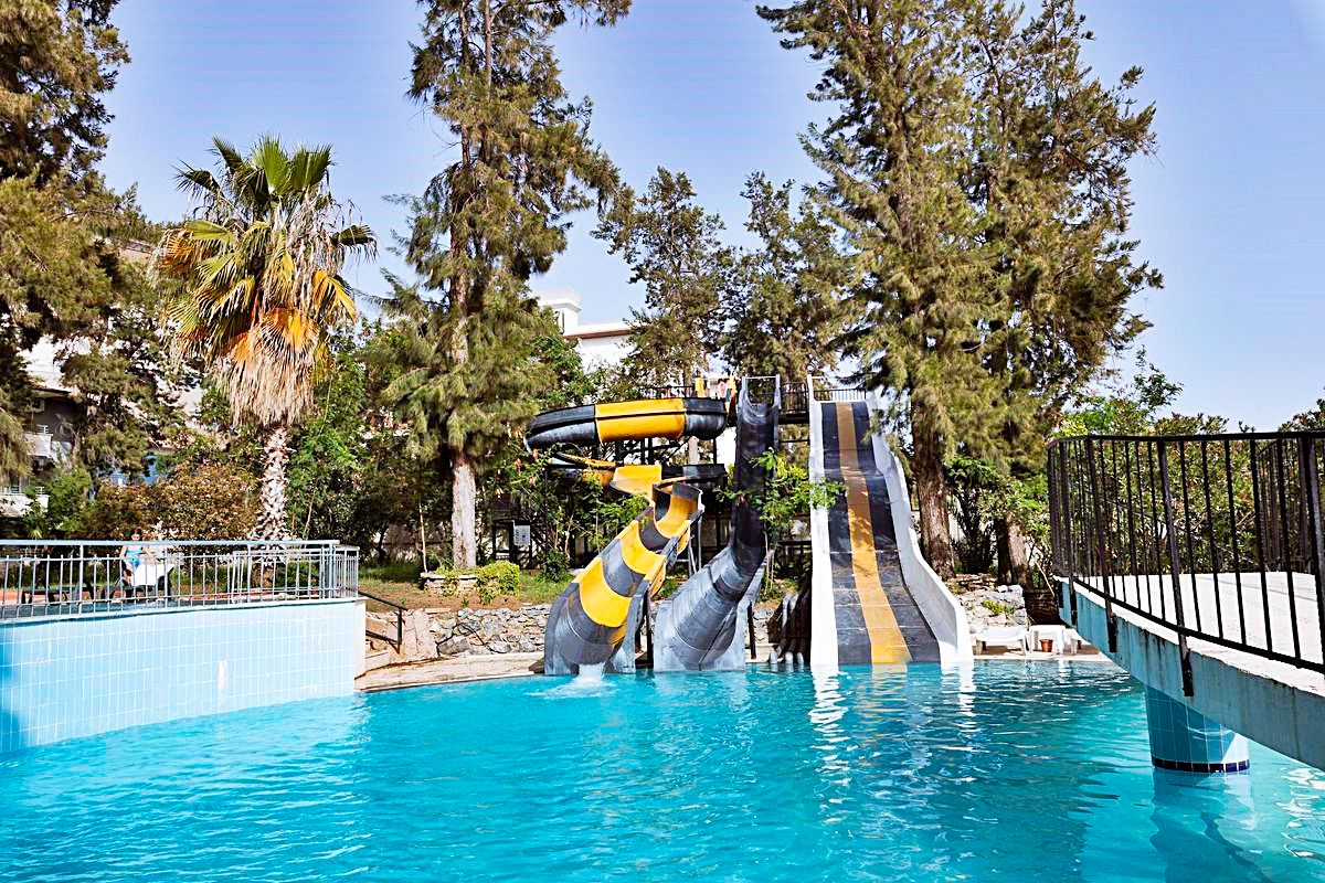 Bayar Garden Holiday Village фото 12