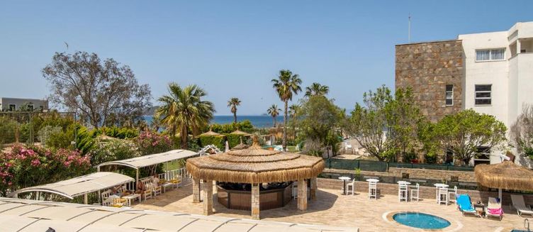 Фото отеля Tiana Beach Resort