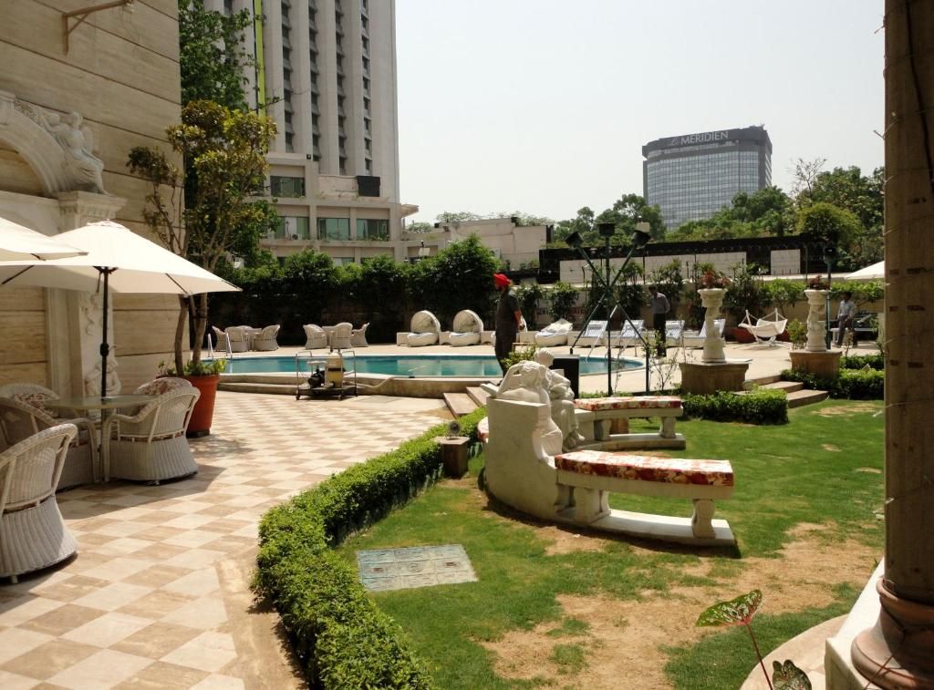 Hotel The Royal Plaza фото 76