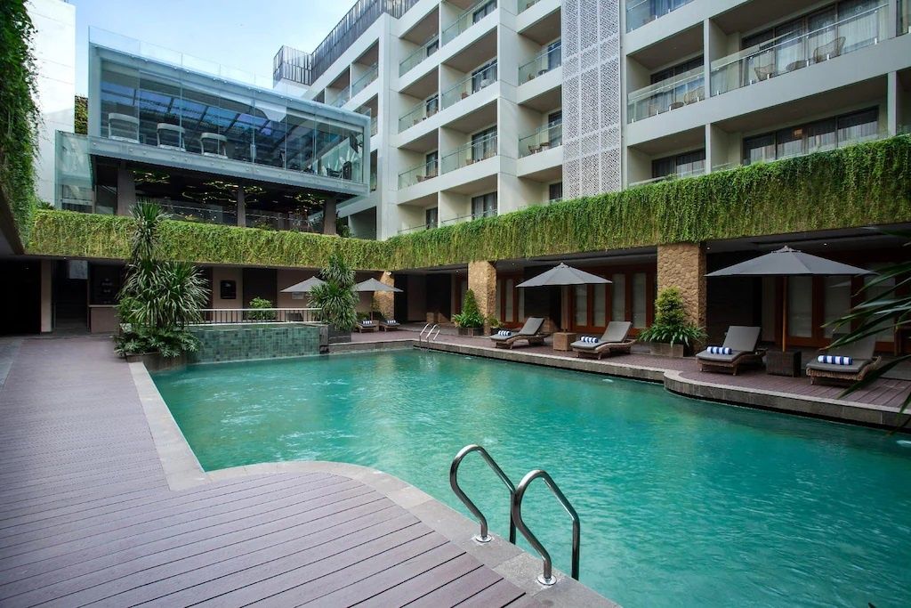 Platinum Hotel Jimbaran Beach Bali фото 0