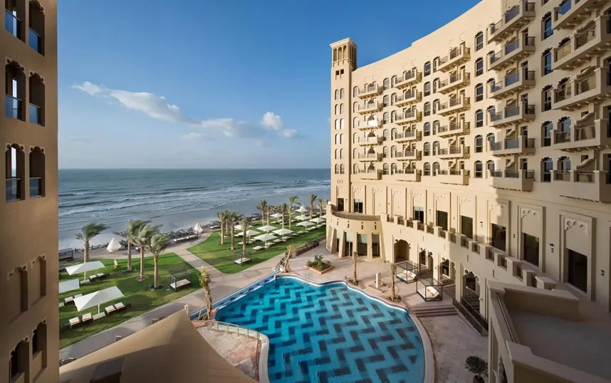 Bahi Ajman Palace Hotel фото 0