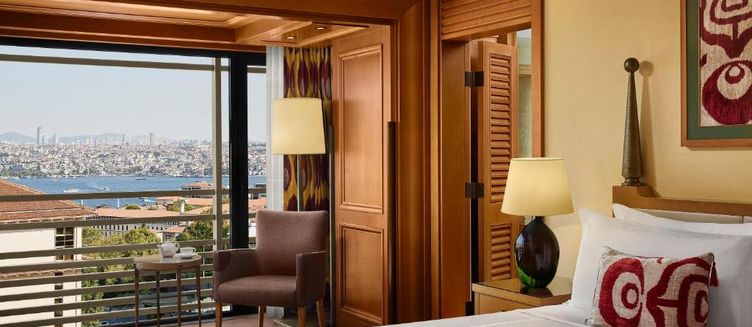 Фото отеля Divan Istanbul Hotel