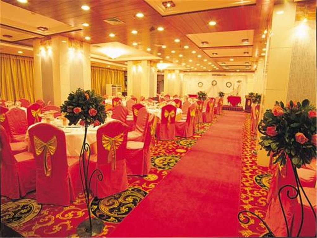 Shanxi Business Hotel фото 25